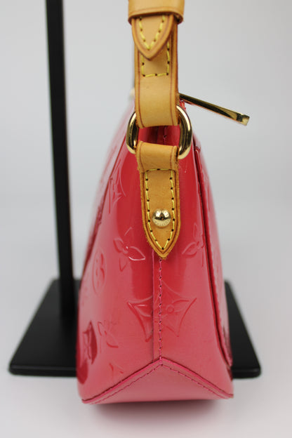 Louis Vuitton Vernis Minna Street Cross Body Bag 2006