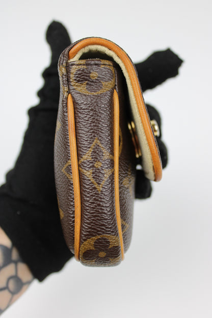 Pre-owned Louis Vuitton Tulum Pouch/Bag Charm/Key Holder