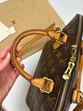 Load image into Gallery viewer, Louis Vuitton Alma Bag 1998
