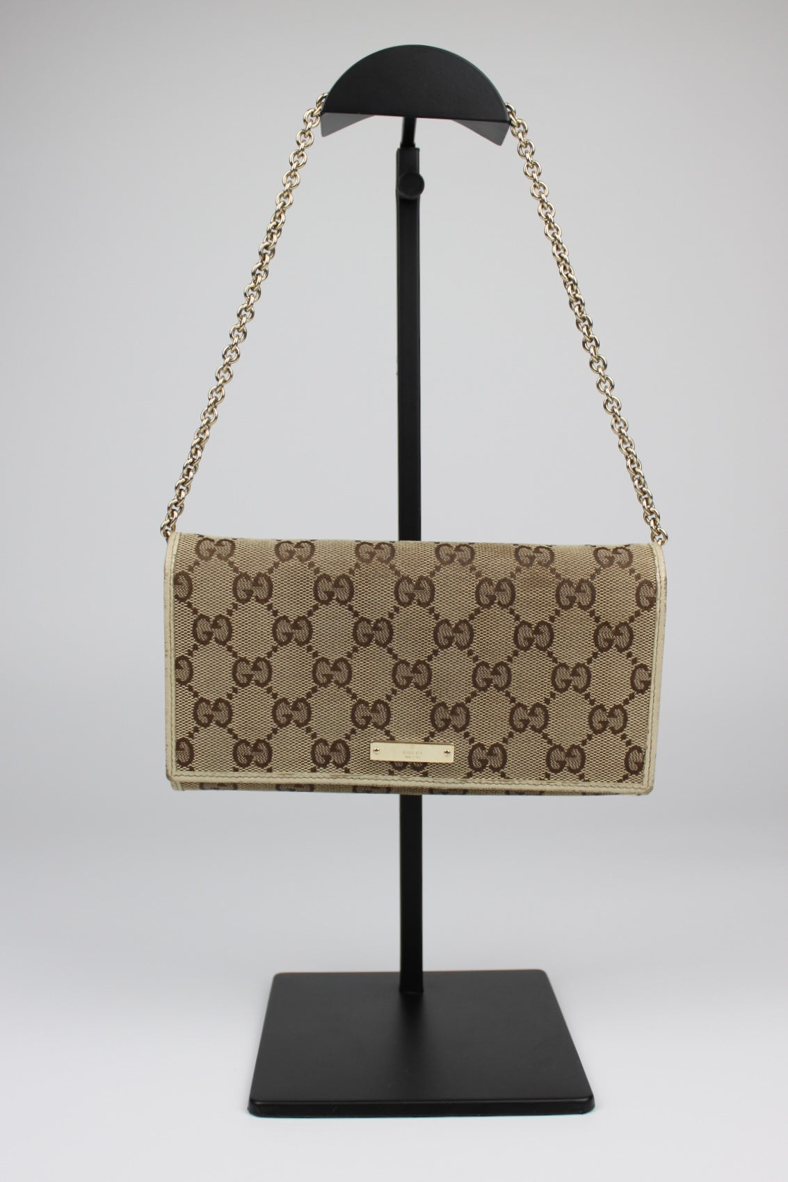 Gucci Monogram Wallet on Chain
