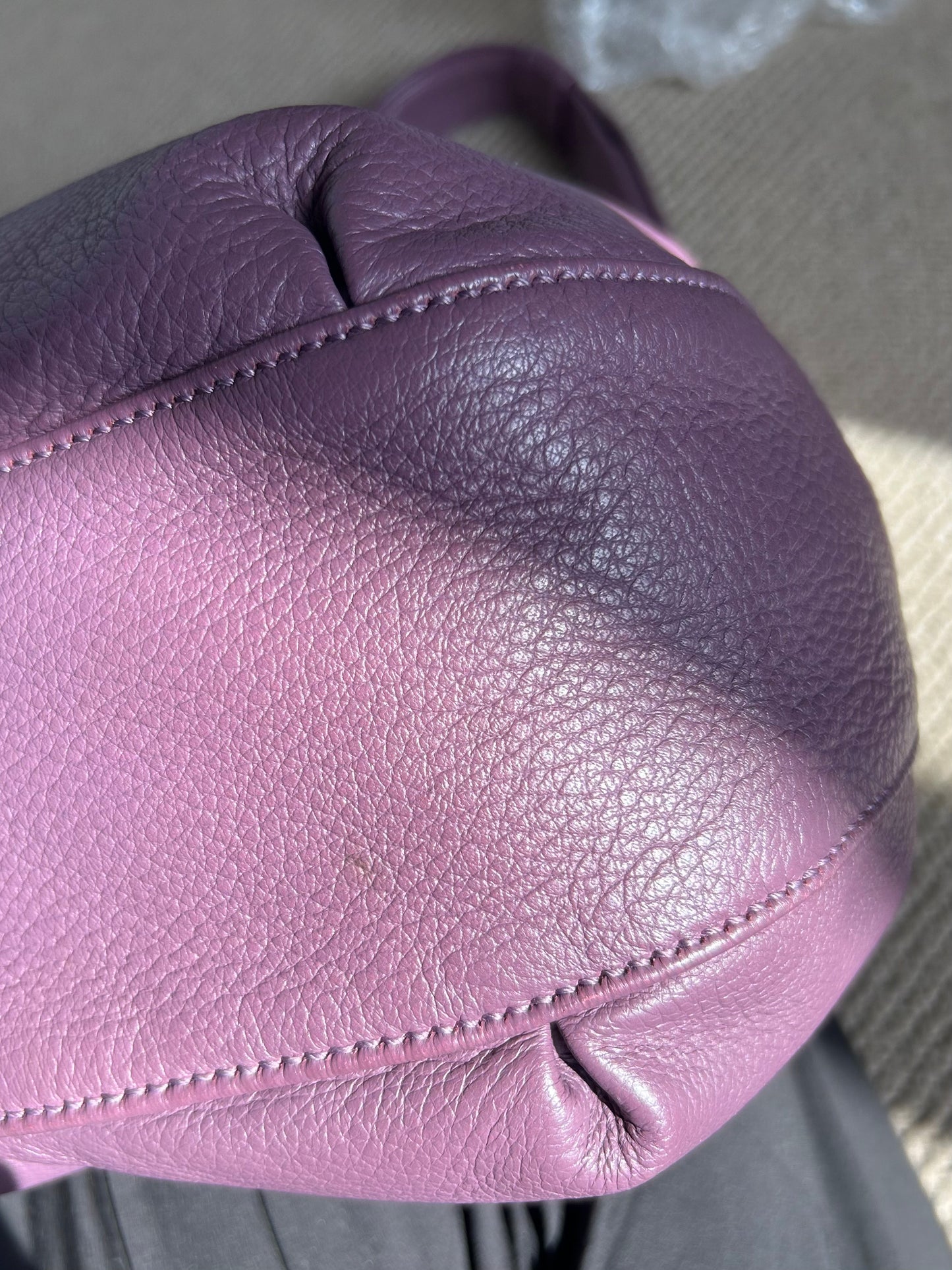 Gucci Leather G-Wave Hobo Bag Europe Exclusive