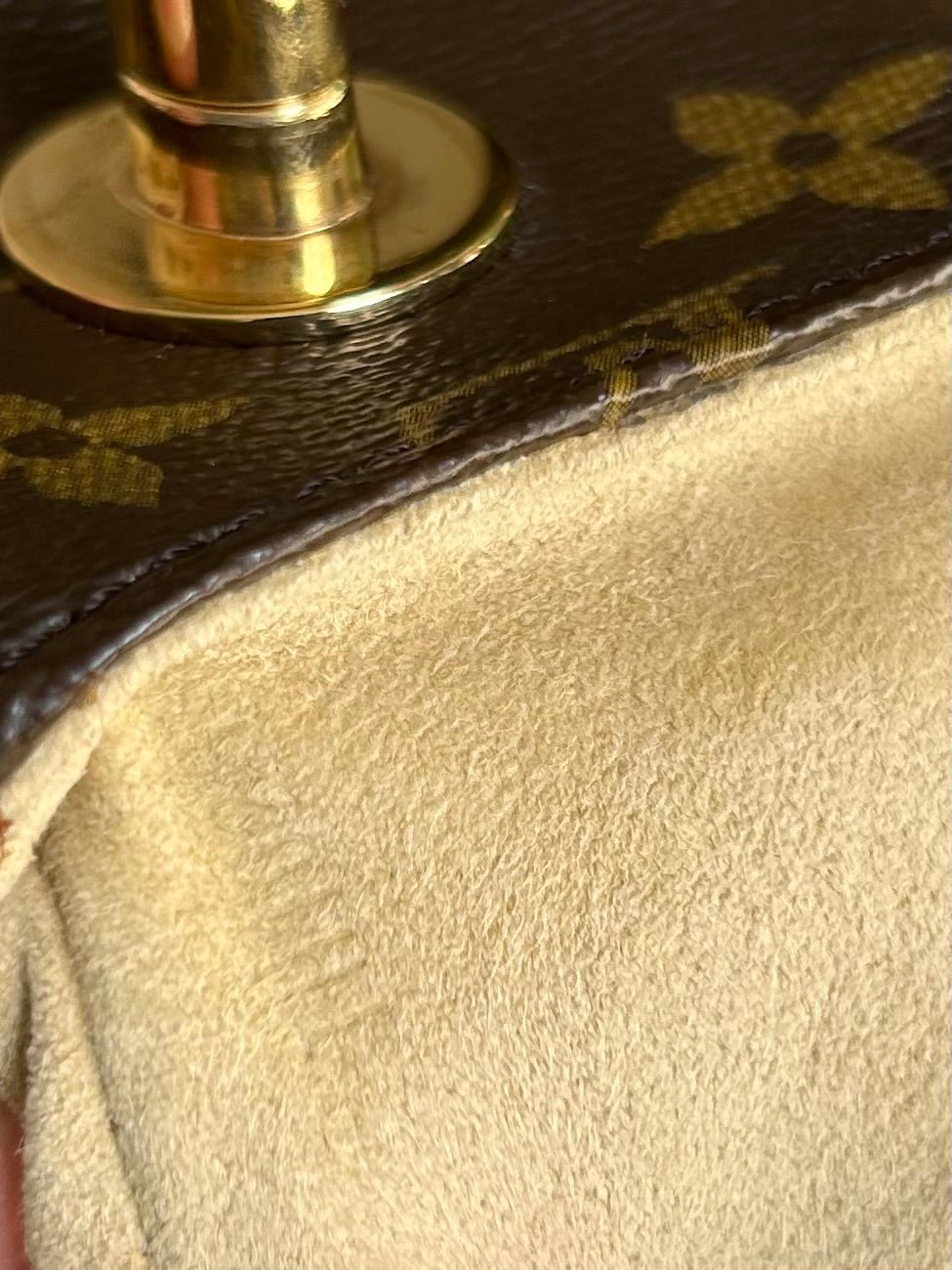 Pre-owned Louis Vuitton Tulum Pouch/Bag Charm/Key Holder