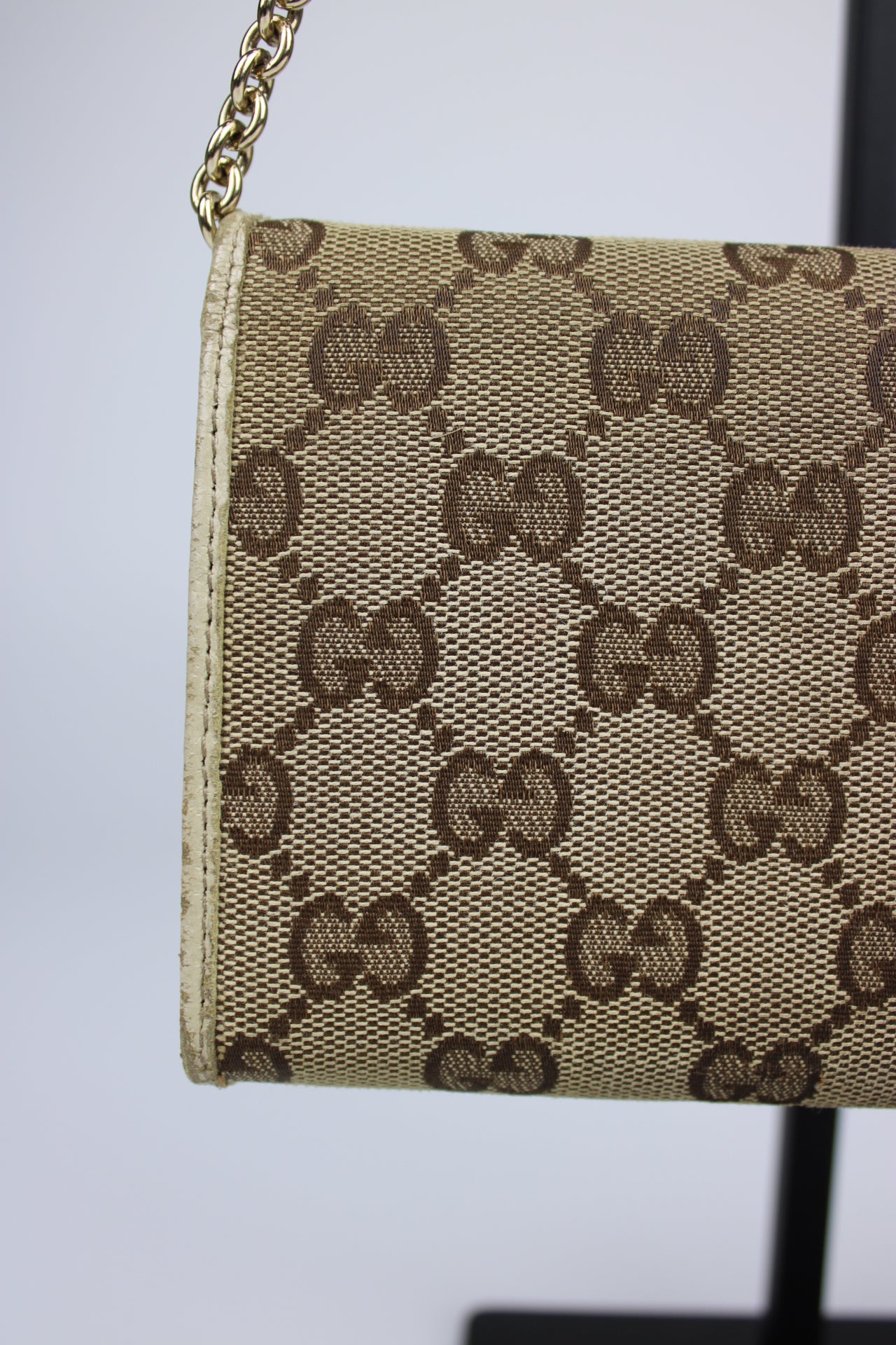 Gucci Monogram Wallet on Chain
