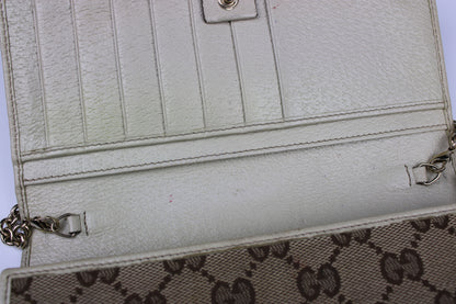 Gucci Monogram Wallet on Chain