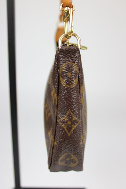 Louis Vuitton Pochette Bag 2002
