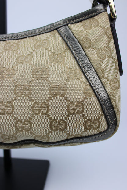 Pre-owned Gucci Monogram Abbey Bag