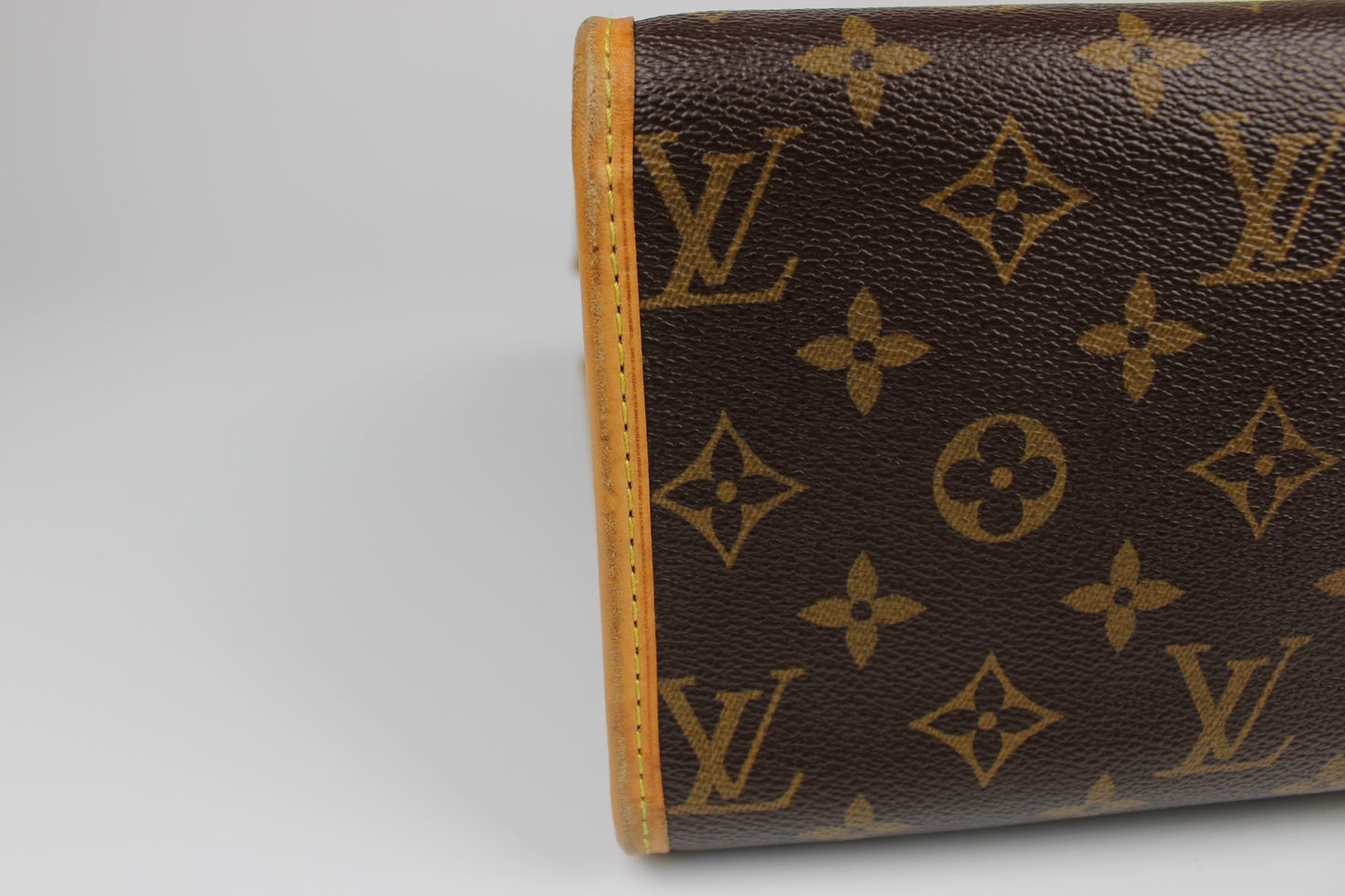 Louis Vuitton Popincourt Haut Bag 2006