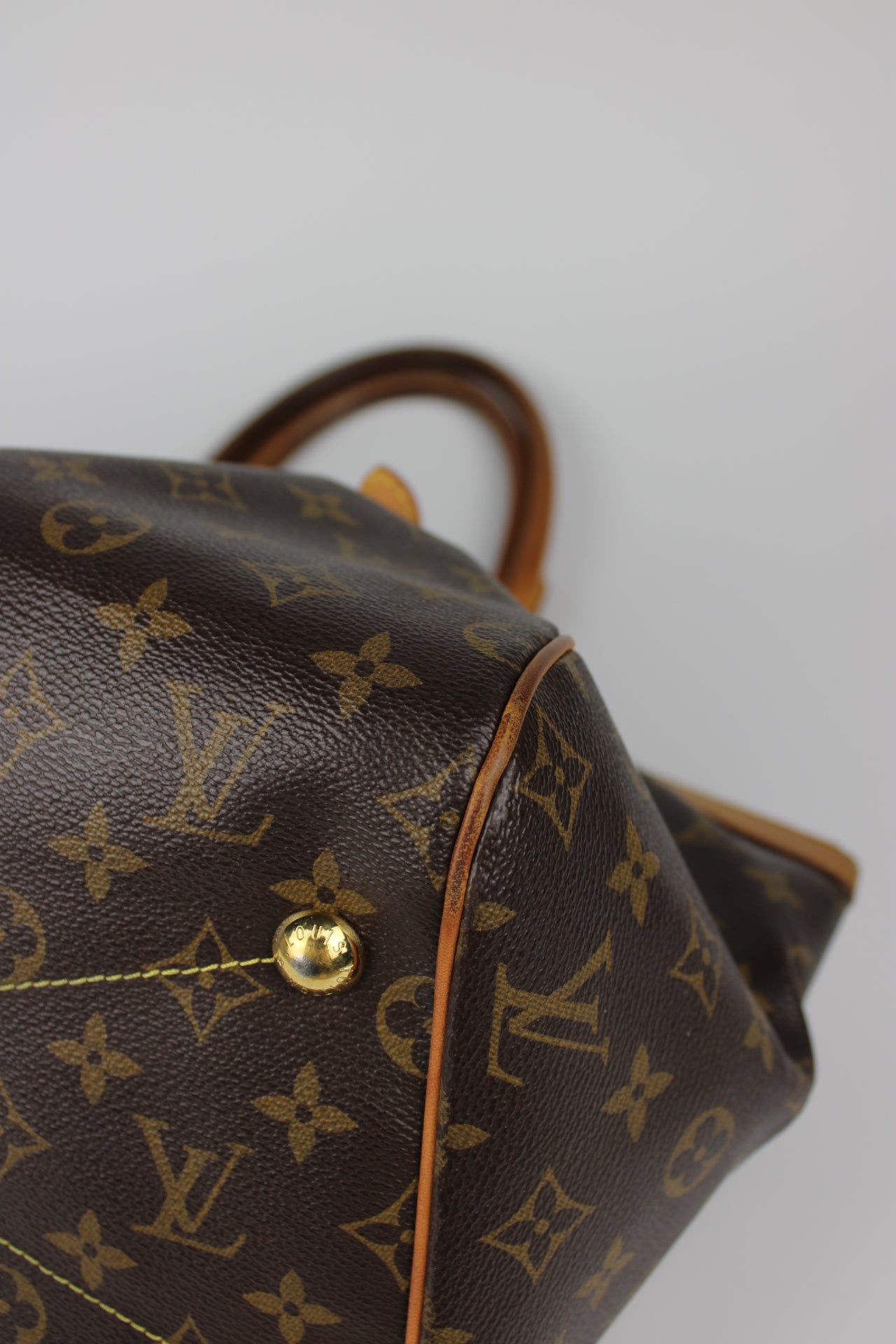 Louis Vuitton Tivoli GM Bag 2011
