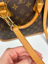 Load image into Gallery viewer, Louis Vuitton Alma Bag 1998
