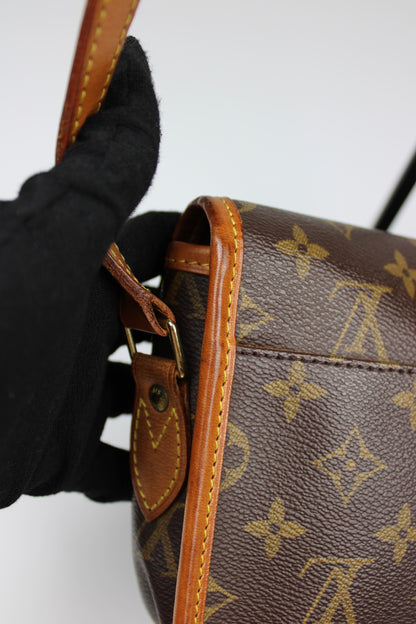 Louis Vuitton Gibeciere Cross Body Bag 1995