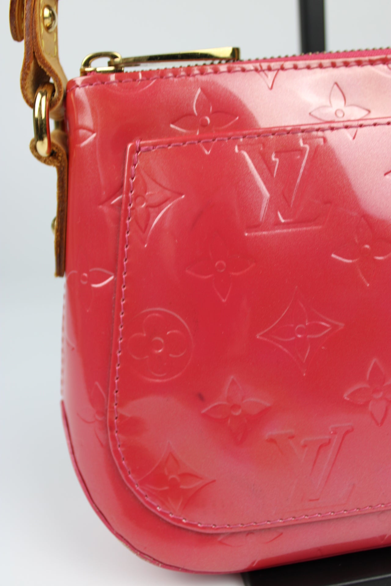 Louis Vuitton Vernis Minna Street Cross Body Bag 2006