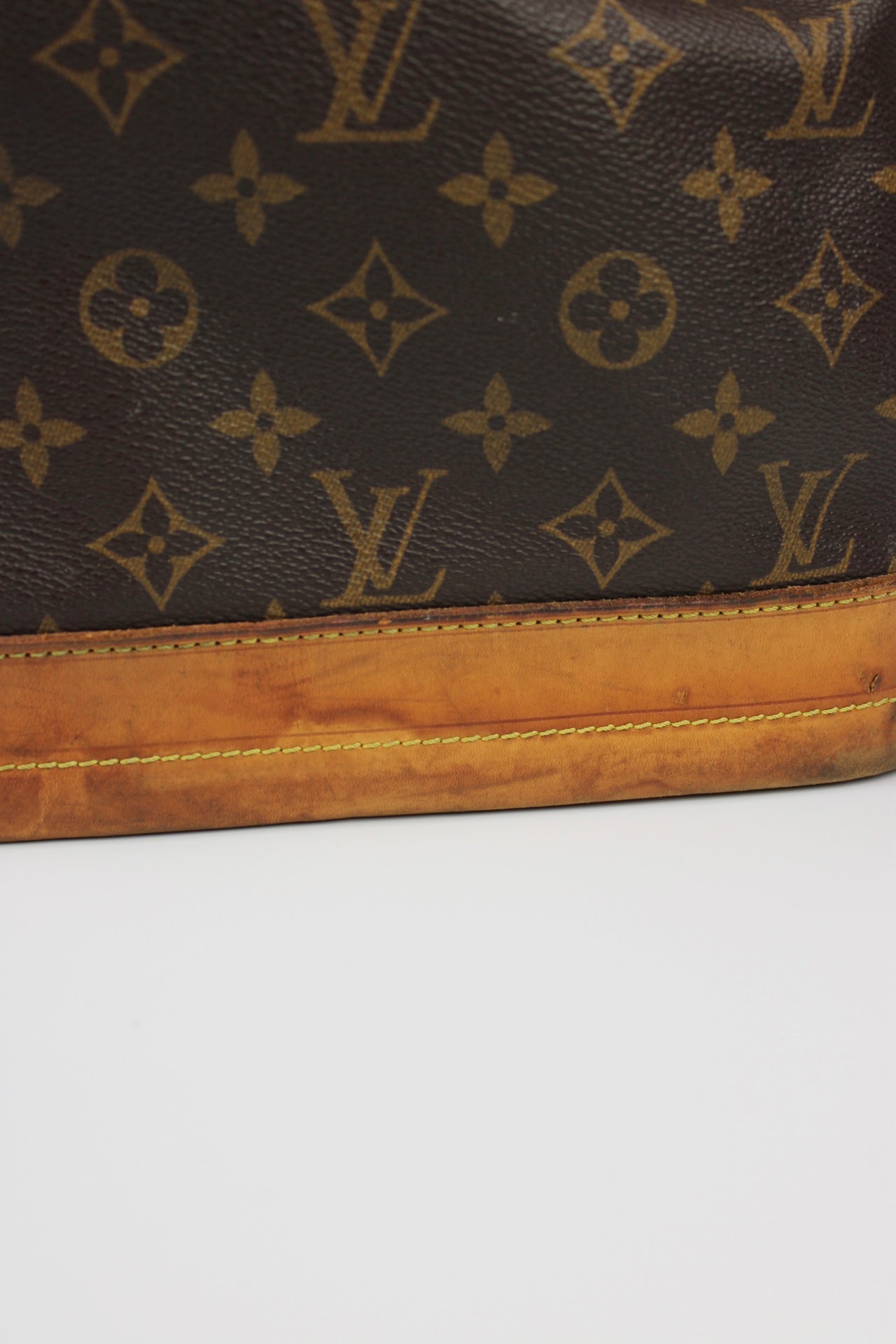 Louis Vuitton Noé Drawstring Bag 2000