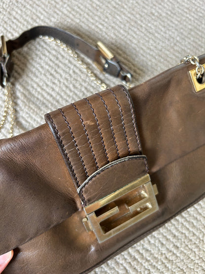 Fendi Leather 2-Way Chain Strap Baguette Bag