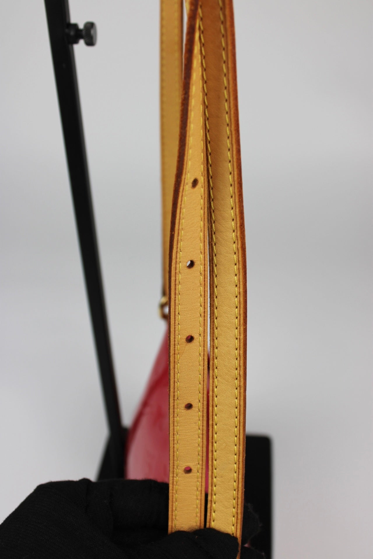 Louis Vuitton Vernis Minna Street Cross Body Bag 2006