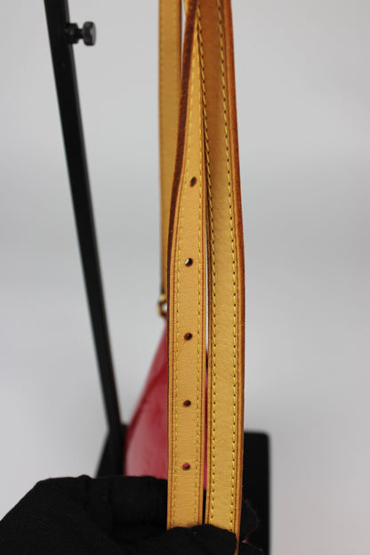 Louis Vuitton Vernis Minna Street Cross Body Bag 2006