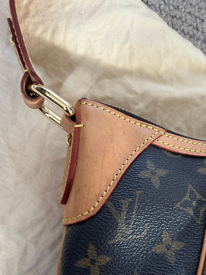 Pre-owned Louis Vuitton Thames PM Bag 2009