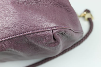 Gucci Leather G-Wave Hobo Bag Europe Exclusive