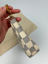 Load image into Gallery viewer, Louis Vuitton Pochette Damier 2009
