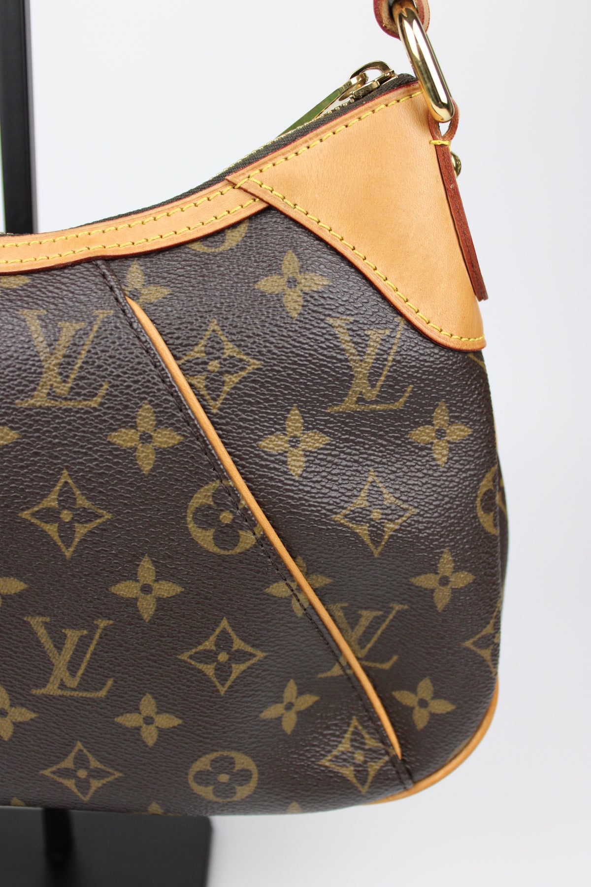 Pre-owned Louis Vuitton Thames PM Bag 2009