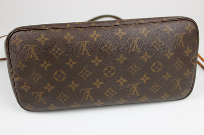 Louis Vuitton Neverfull MM Bag 2013