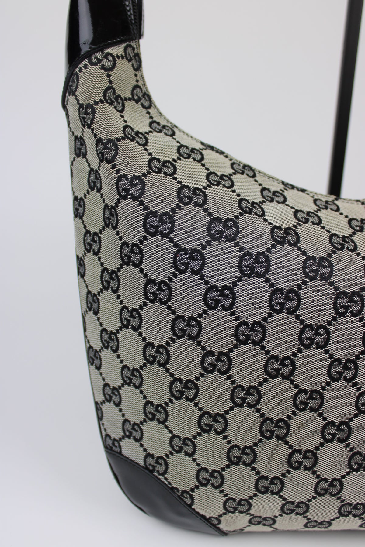 Pre-owned Gucci Monogram Crescent Bag