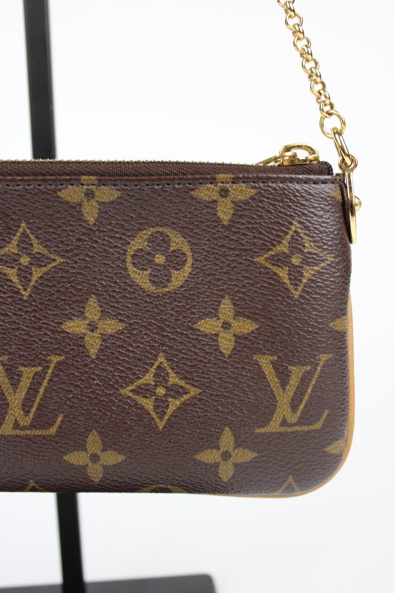 Louis Vuitton Milla Pochette Bag 2010