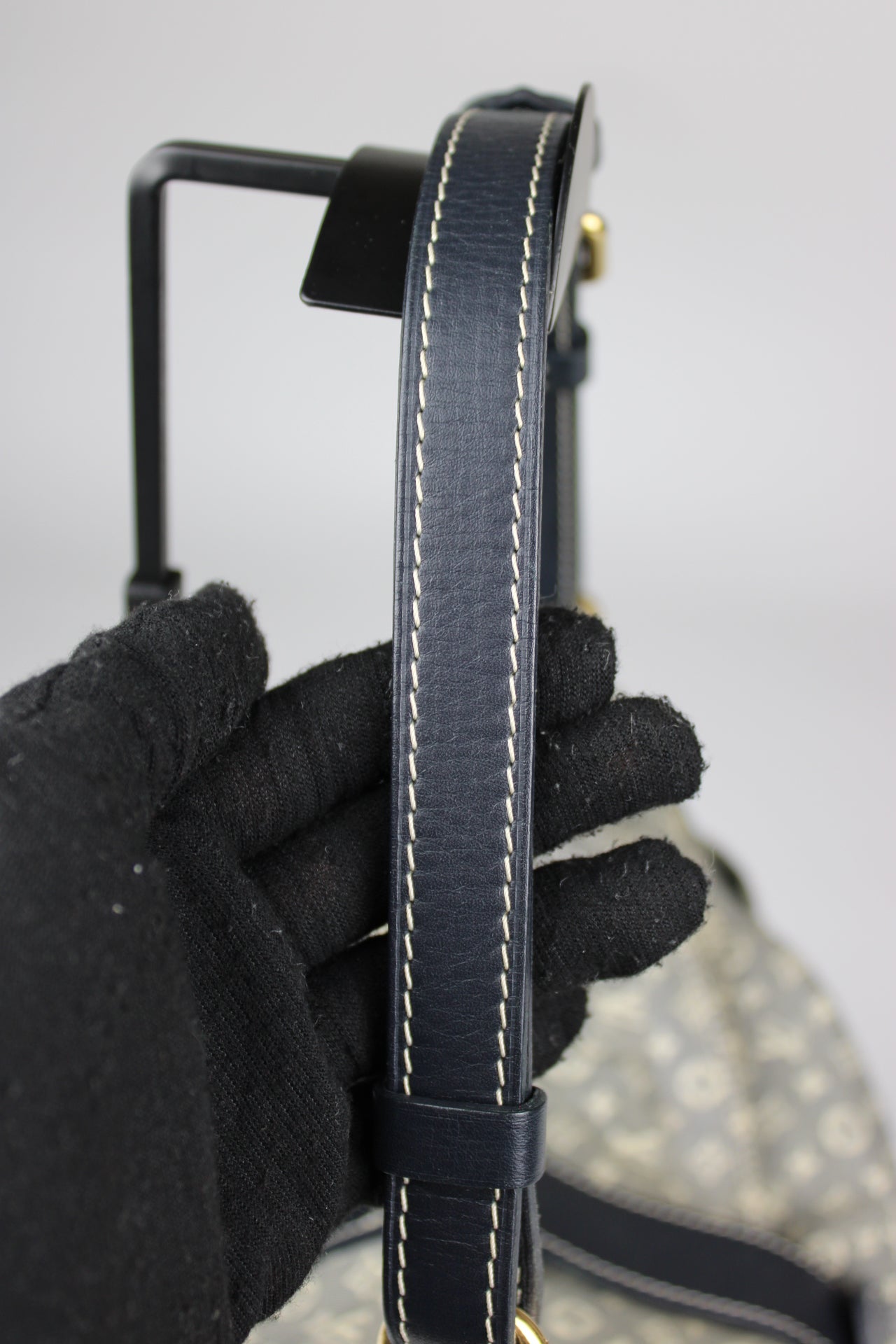 Louis Vuitton Idylle Romance Hobo Bag 2010
