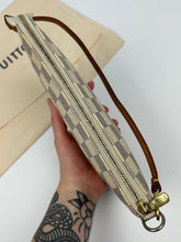 Load image into Gallery viewer, Louis Vuitton Pochette Damier 2009
