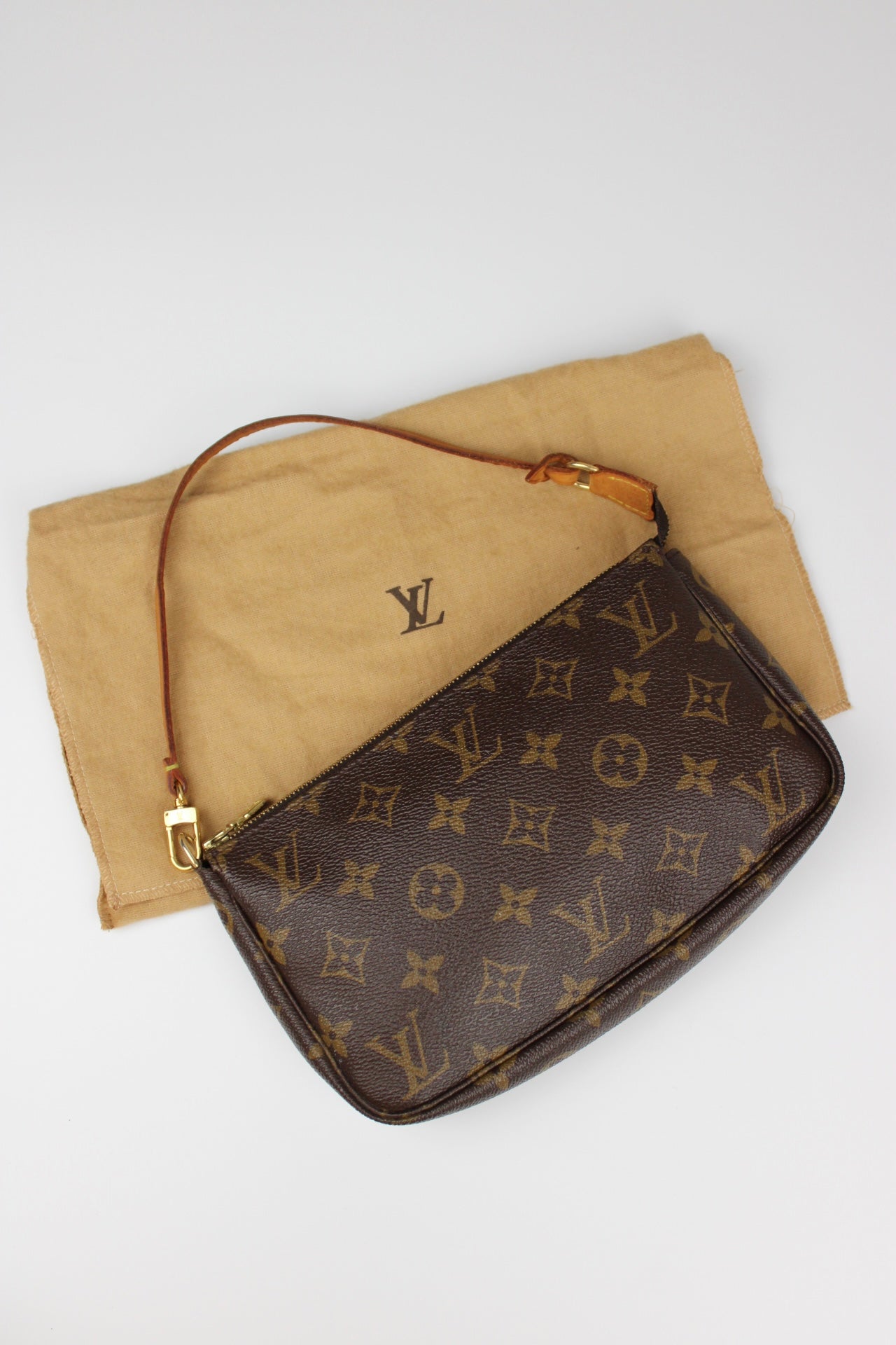 Louis Vuitton Pochette Bag 2002