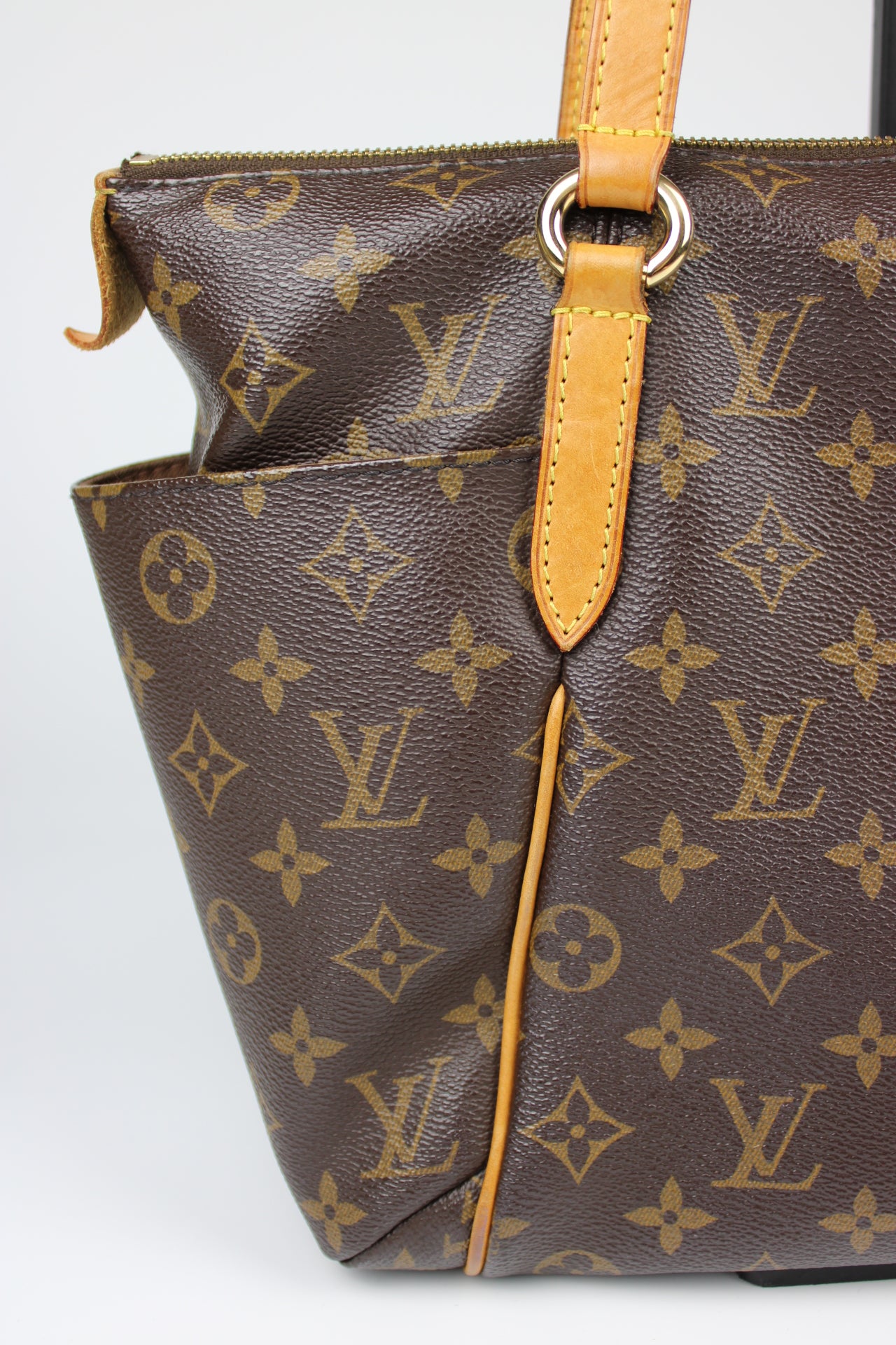 Louis Vuitton Totally PM Bag 2011 (With Receipt)