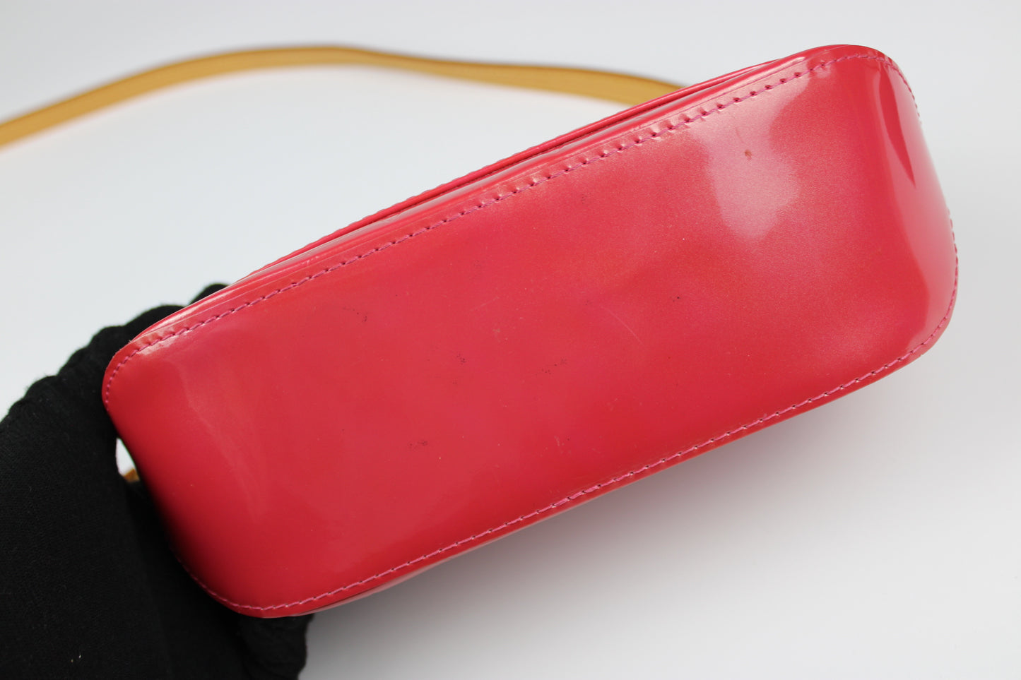 Louis Vuitton Vernis Minna Street Cross Body Bag 2006