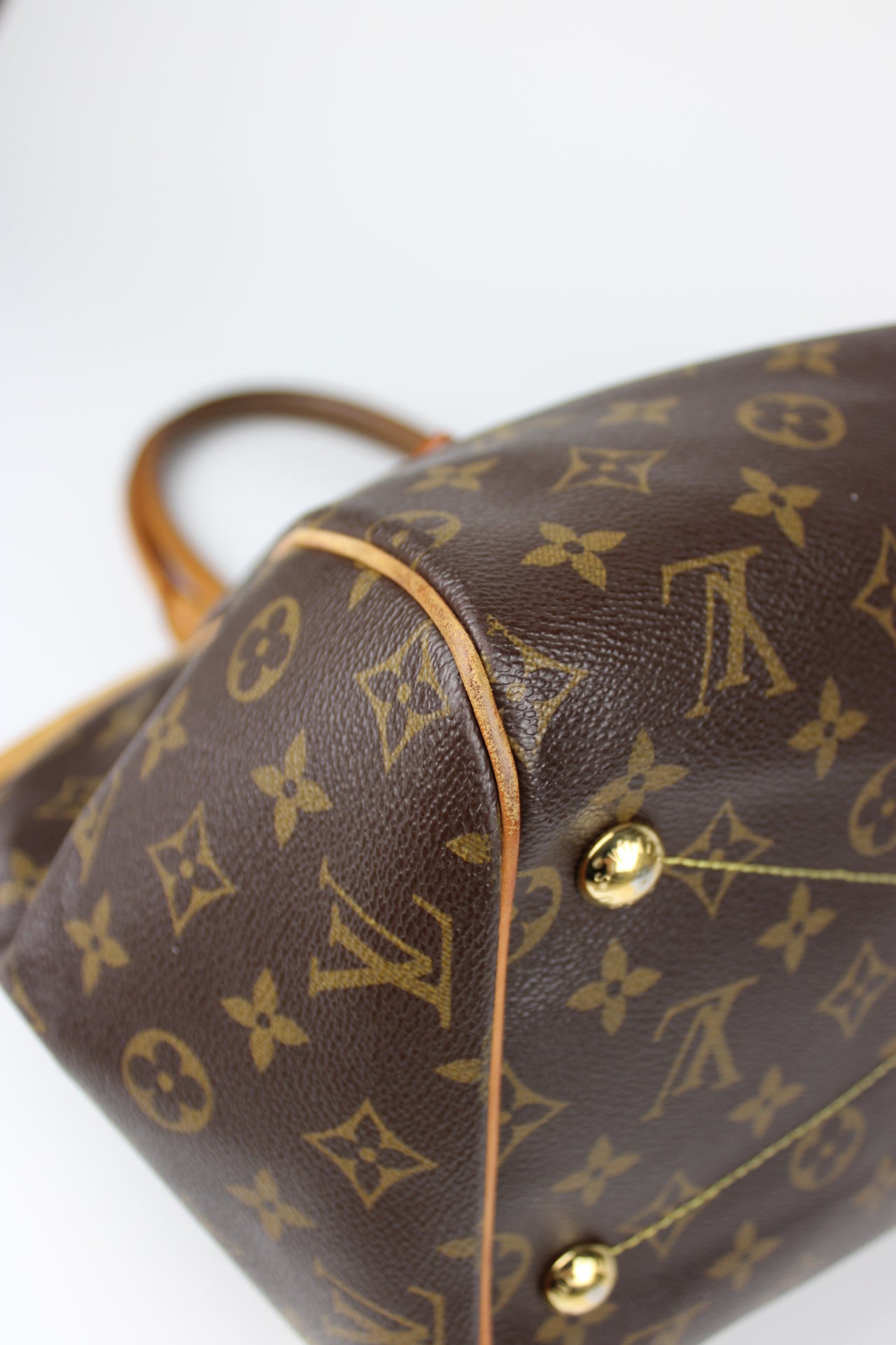 Louis Vuitton Tivoli GM Bag 2011