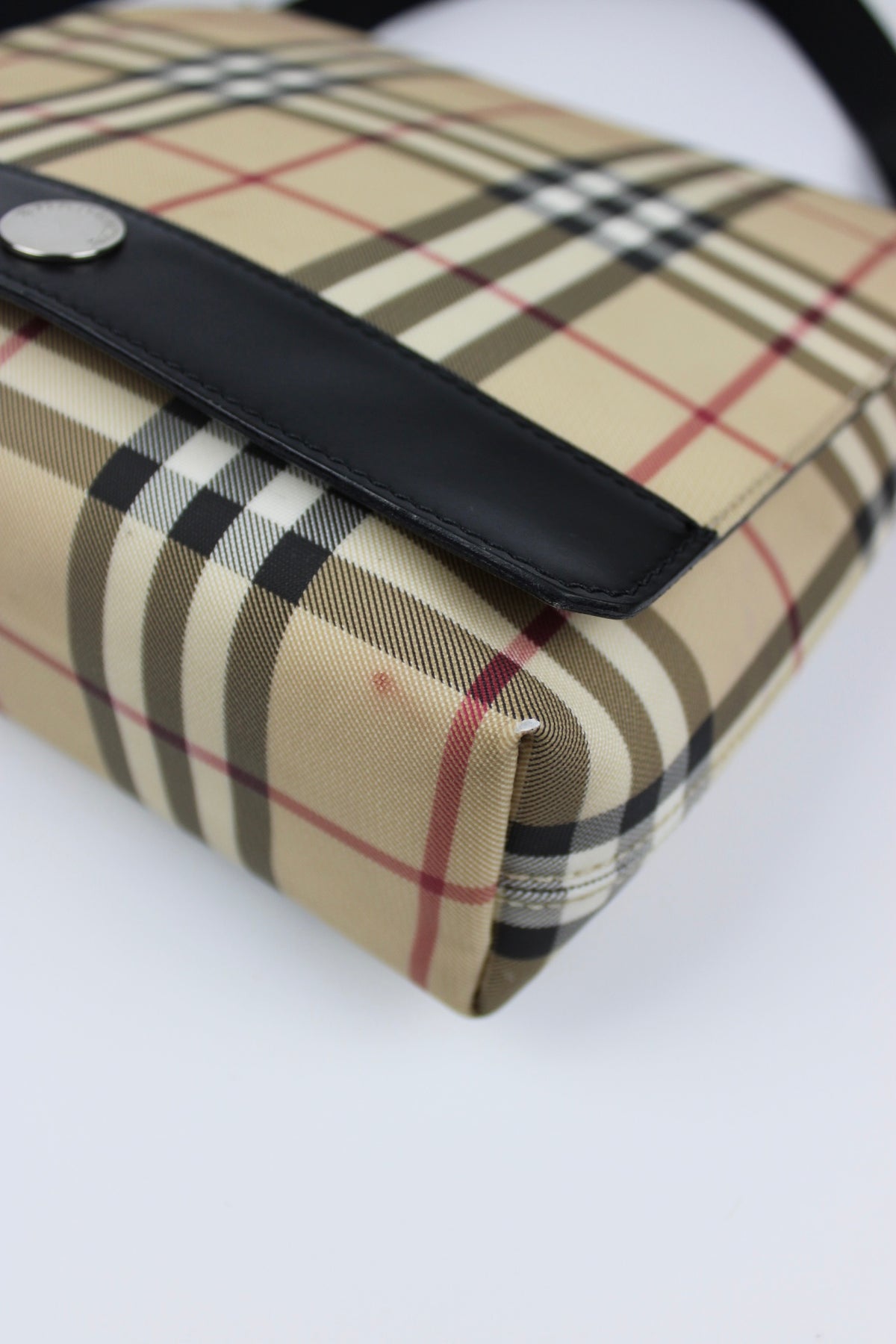 Pre-owned Burberry Nova Check Messenger Bag 2003