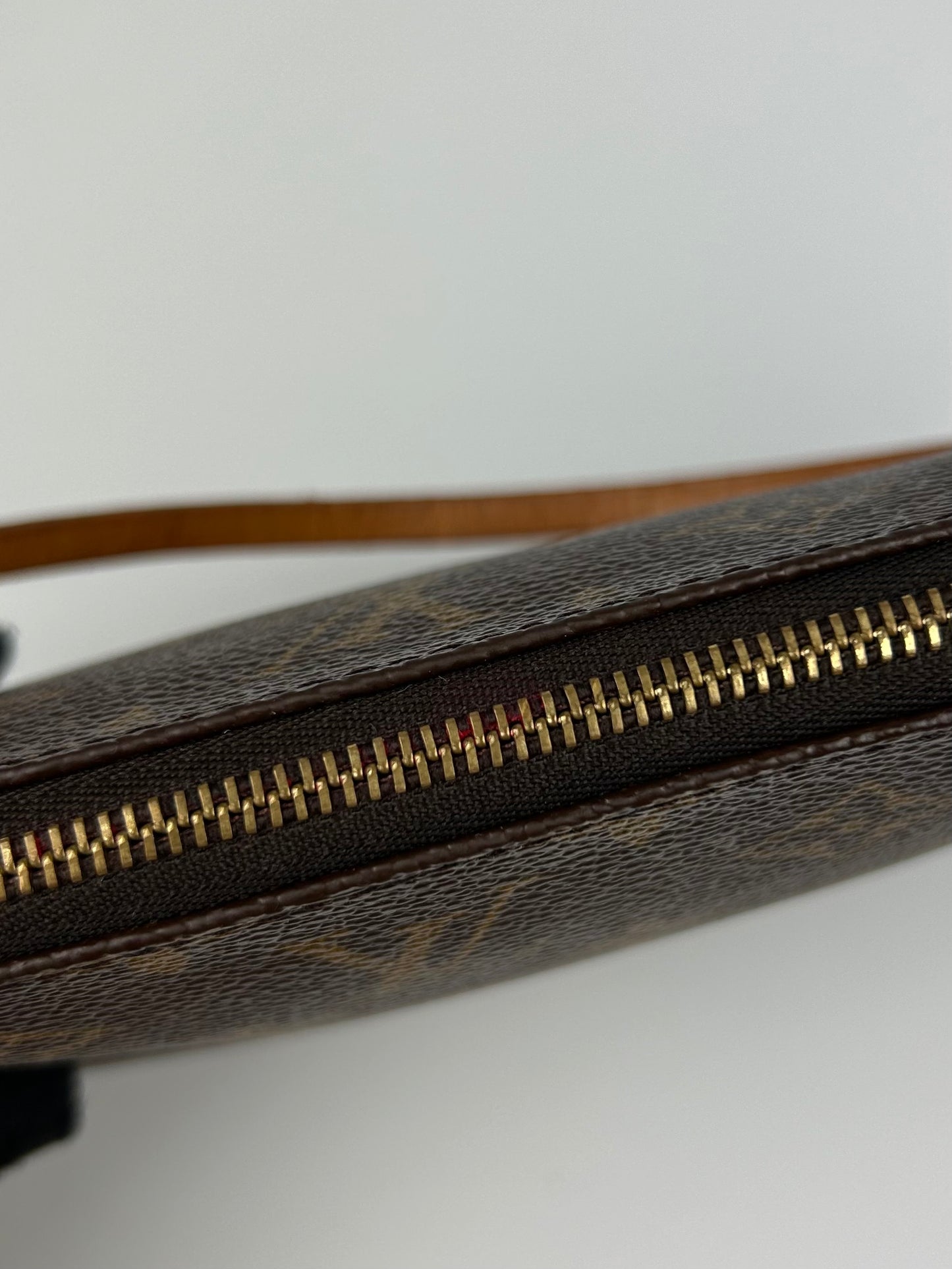 Louis Vuitton Pochette Bag 2002