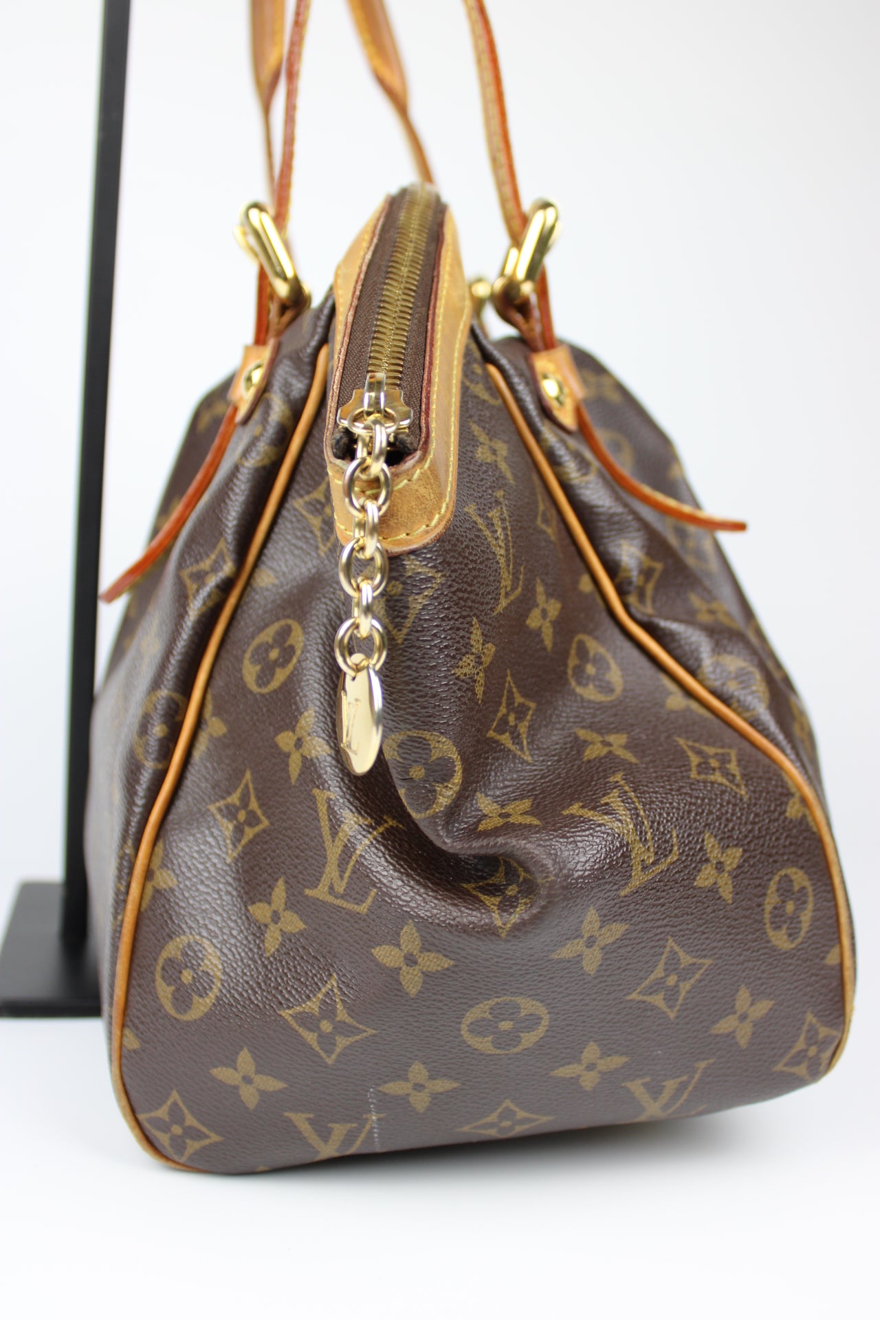 Louis Vuitton Tivoli GM Bag 2011