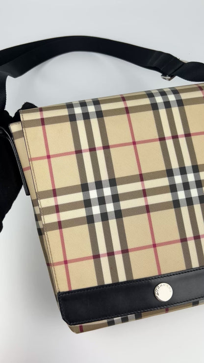 Pre-owned Burberry Nova Check Messenger Bag 2003