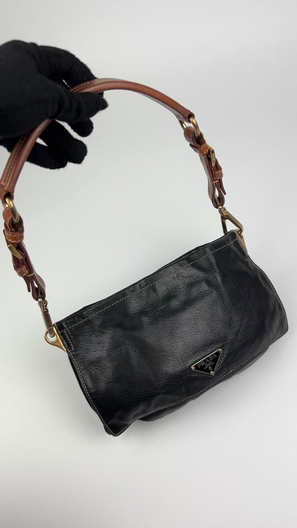 Pre-owned Prada Leather Navy Shoulder Pochette Bag