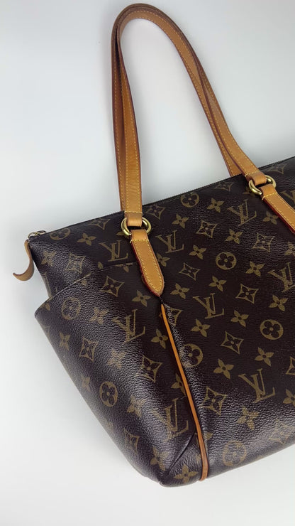 Louis Vuitton Totally PM Bag 2011 (With Receipt)